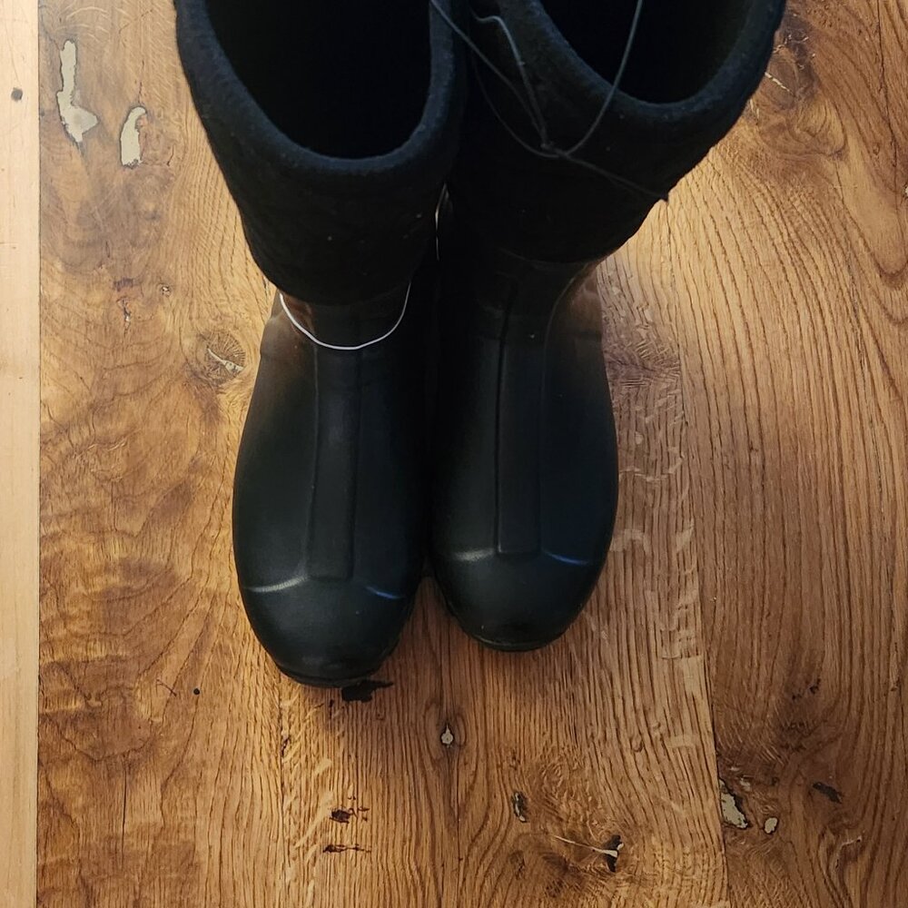 Waterproof Snow and Mud Boots - Picture 6 of 9
